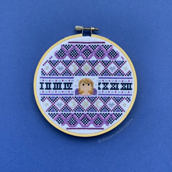 Embroidered Taylor Swift 'Midnights' Album Inspired Loop - Picture 1 of 3